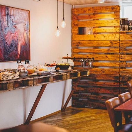 Hotel Nordurland By Keahotels Akureyri Bagian luar foto