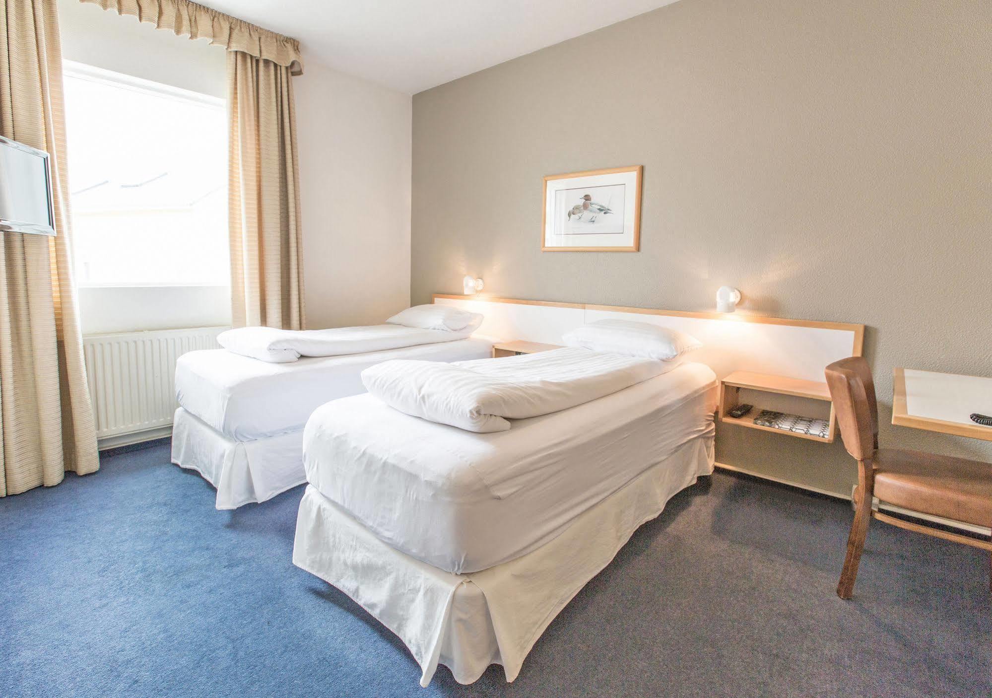 Hotel Nordurland By Keahotels Akureyri Bagian luar foto