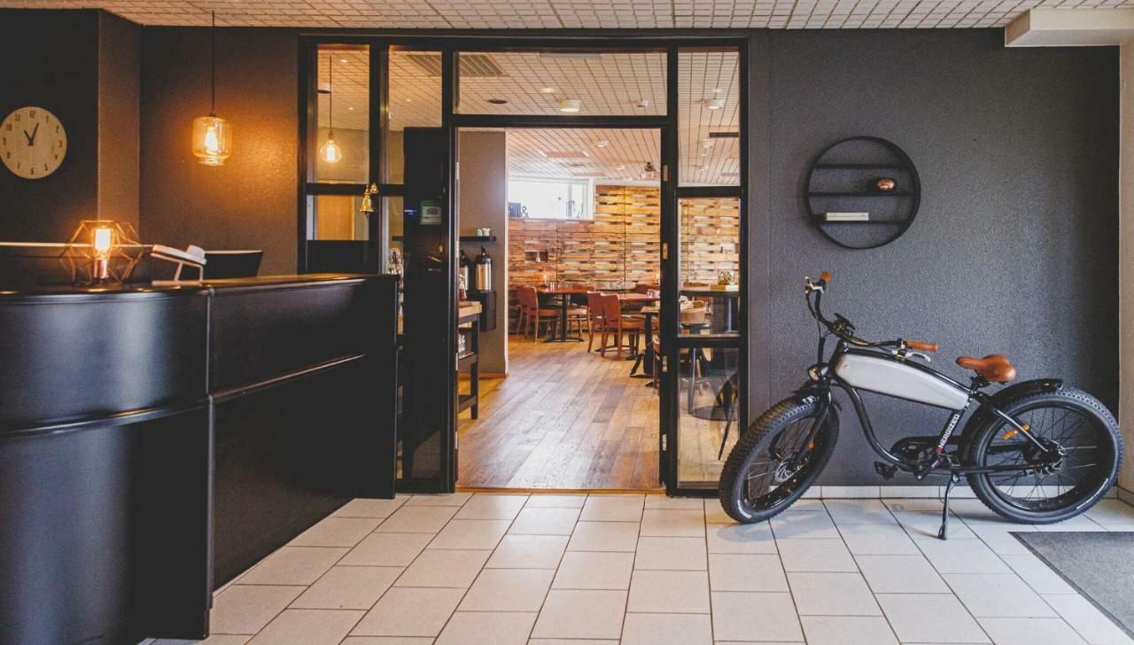 Hotel Nordurland By Keahotels Akureyri Bagian luar foto