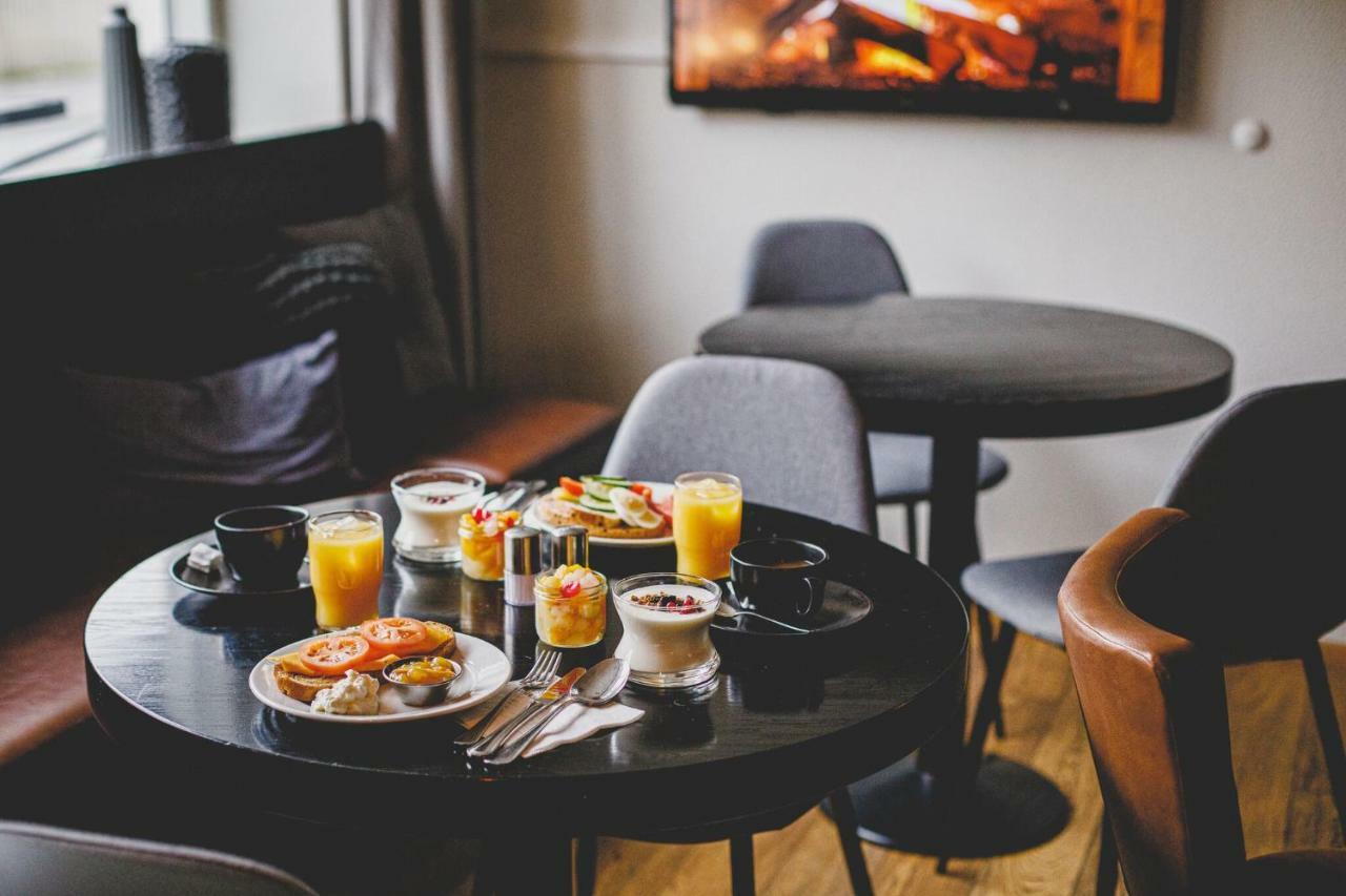 Hotel Nordurland By Keahotels Akureyri Bagian luar foto